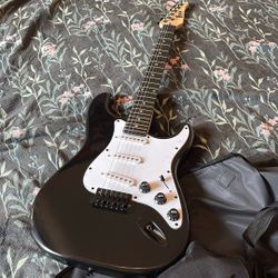 Lux Pro 39” Electric Guitar Beginner Kit W/ Amp 