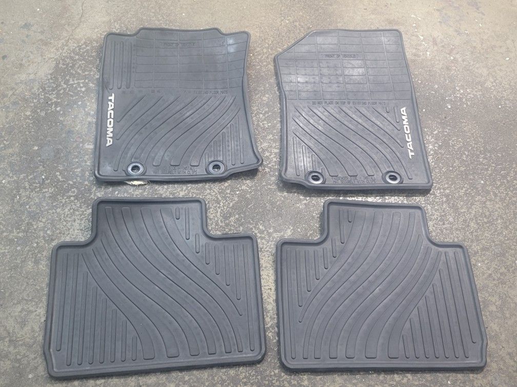 Toyota Tacoma Floor Mats 2015