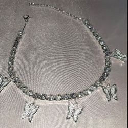 Adjustable Butterfly 18k Gold Plated Crystal Choker Necklaces