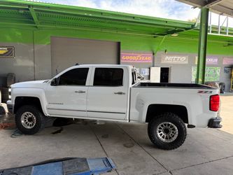 2015 SILVERADO 1500 Z71 LTZ