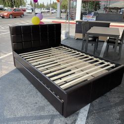 Full Size Bed Frame With trundle Twin 🚚📦🛋