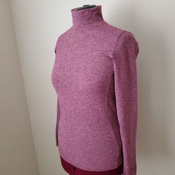 Lululemon. Sweater  Sports Women Size 4