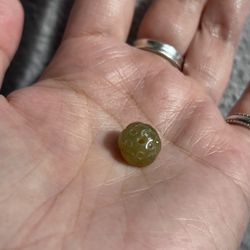 Natural yellow and green jade lotus bead