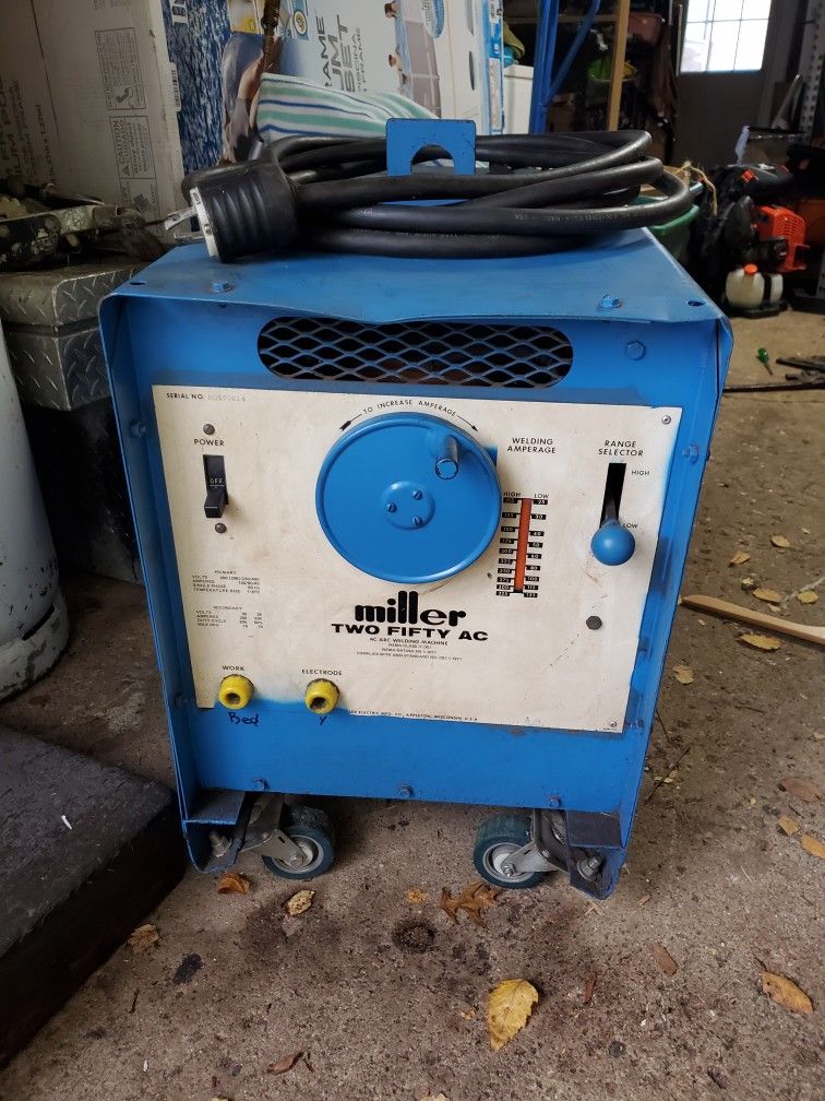 Miler Welder 250