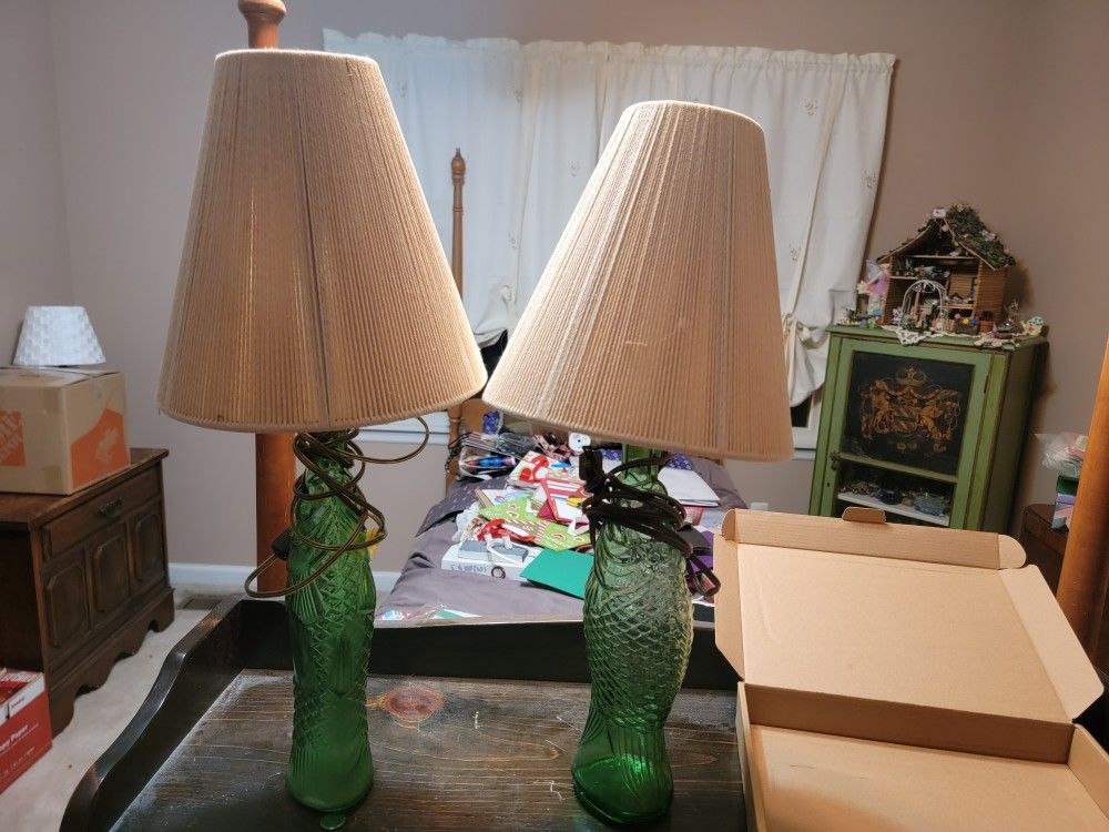 VINTAGE GREEN FISH WINE BOTTLE/LAMP