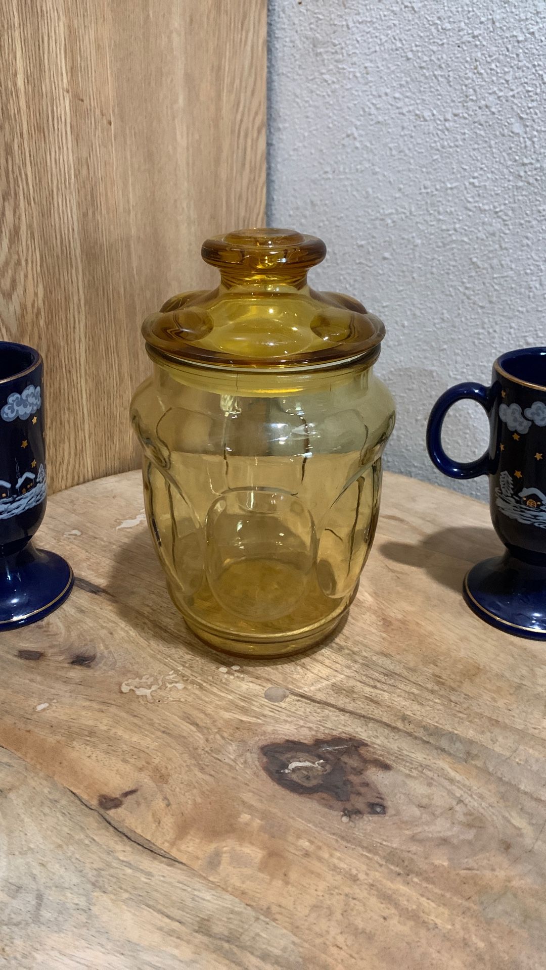 Vintage Pressed Glass Amber Gold Apothecary JAR / CANISTER w Lid.