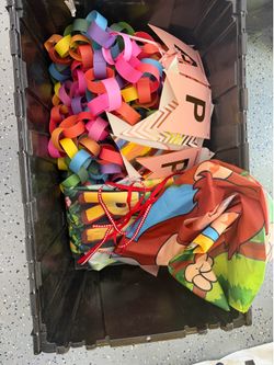 Birthday supplies lot