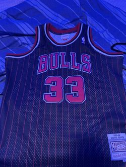 Scottie Pippen Bulls Jersey Xl