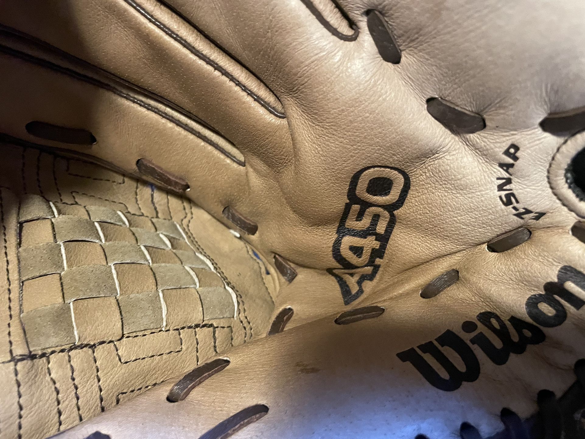 Wilson A450 Mitt 12 Inch Leather Baseball Glove