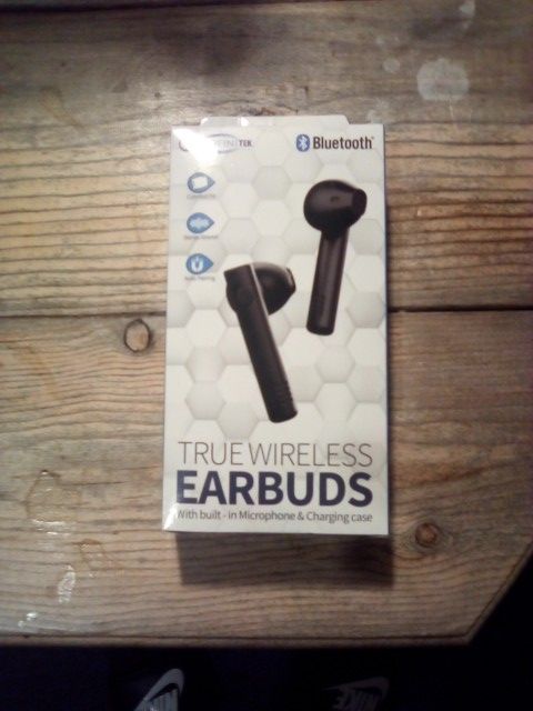 Wireless Bluetooth Headphones
