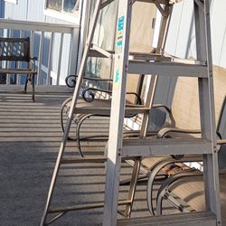 6ft Aluminum WERNER Ladder (PRICE IS FIRM & CASH ONLY)