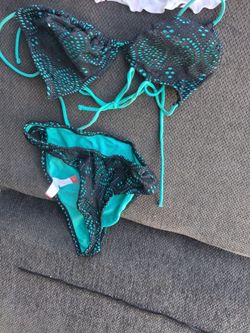 Black and Teal Print Bikini Set