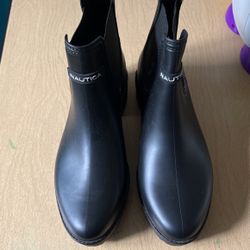 Náutica Rain Boots Very Comfy Size 7 Women 