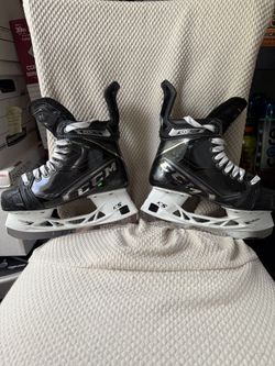 CCM 100K Pro Size 4 Wide Intermediate Hockey skates