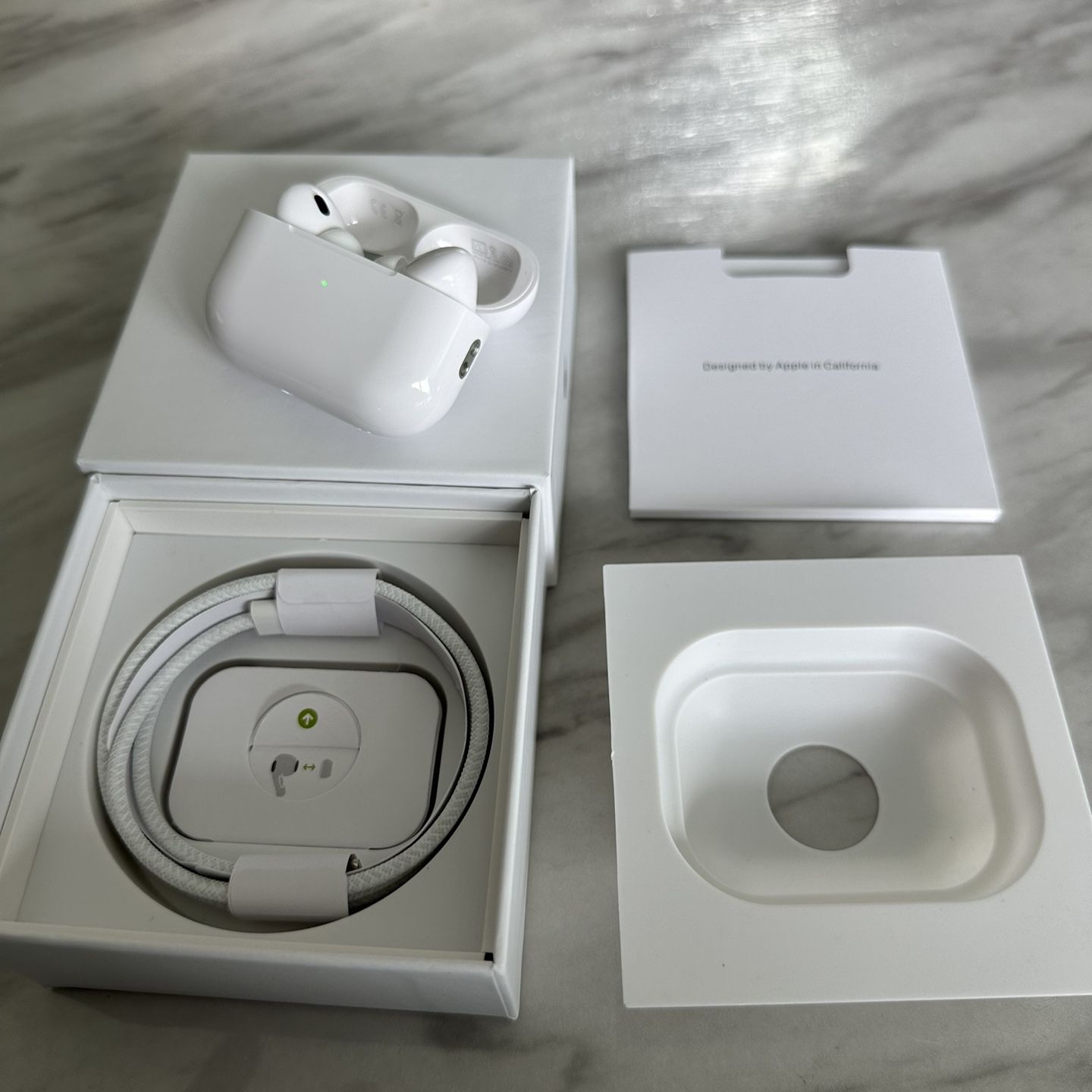 Airpods Pro 2 C Type Cable. 