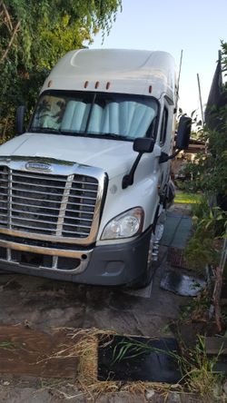 2012 Freightliner Cascadia