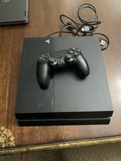 PS4 500 with 1 controller all cables