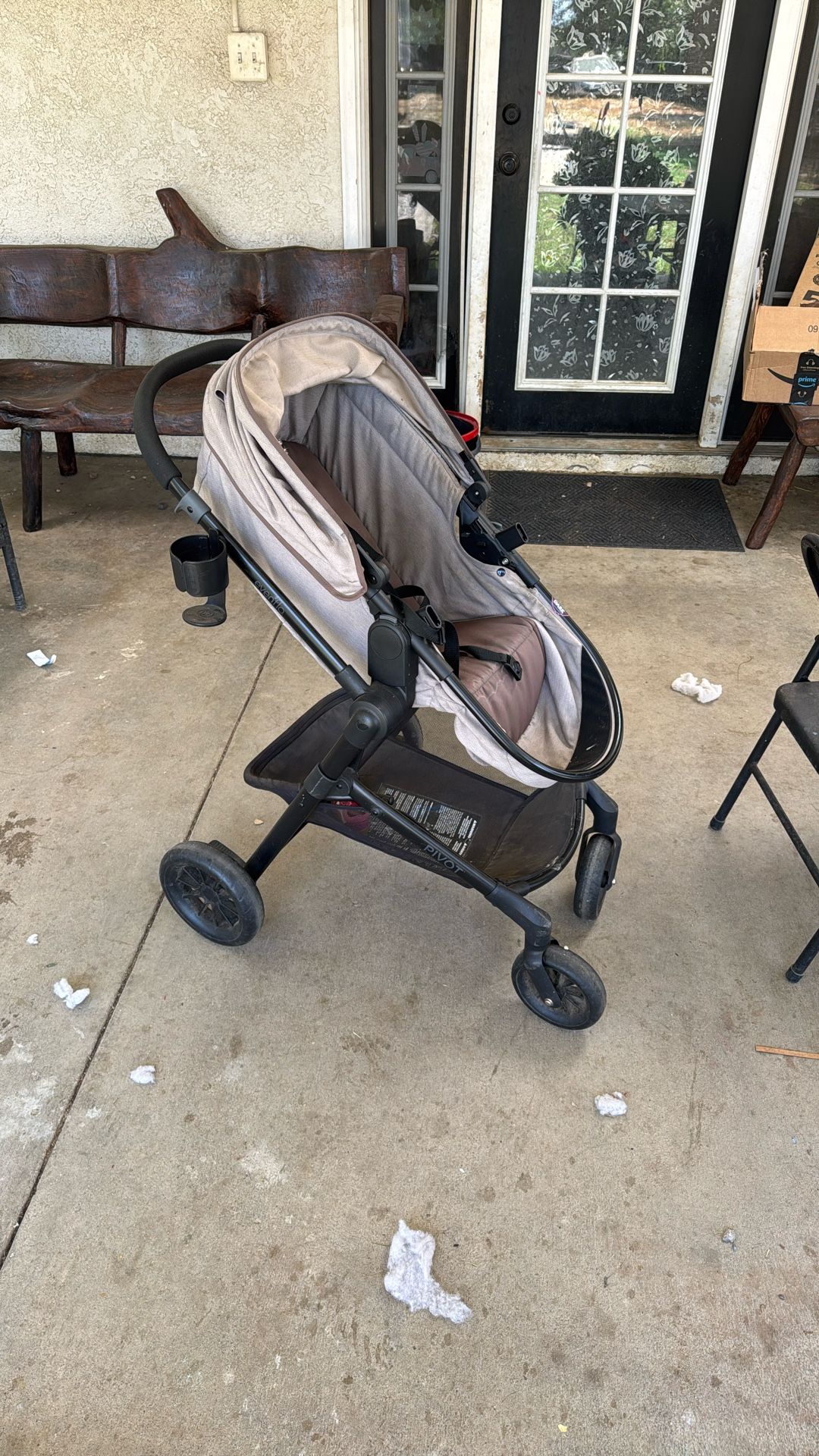 Even Flo Pivot Stroller