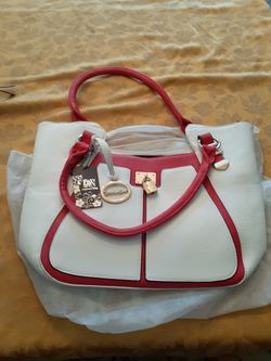 Ladies shoulder bag