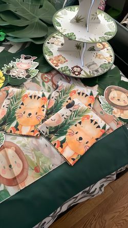 Safari baby themes
