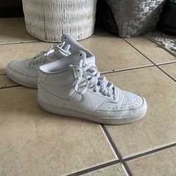 White Nike 11.5 Shoes 