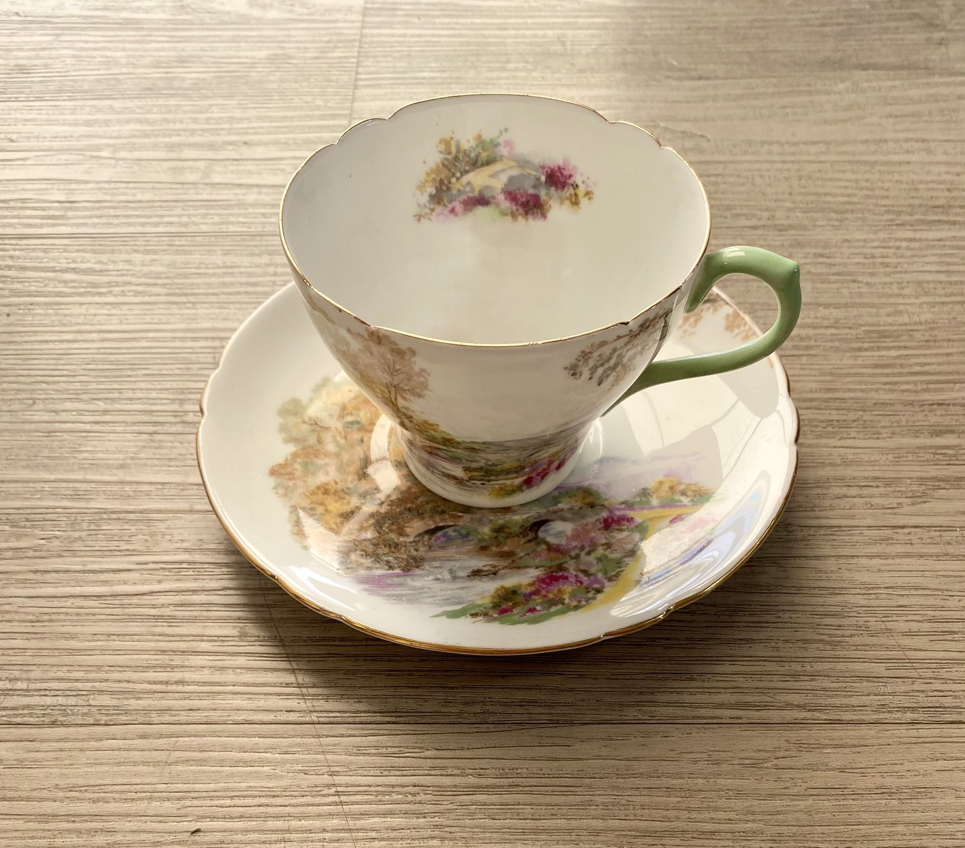 Fine Bone China - Tea Cup & Saucer