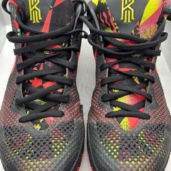 Nike Kyrie 1 “Dream” - Size 12 - NEEDS SOLE REGLUE