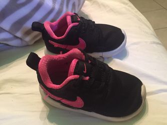 Size 5c cute nikes