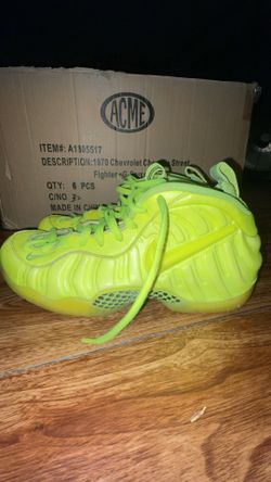 Nike Foamposite Volt