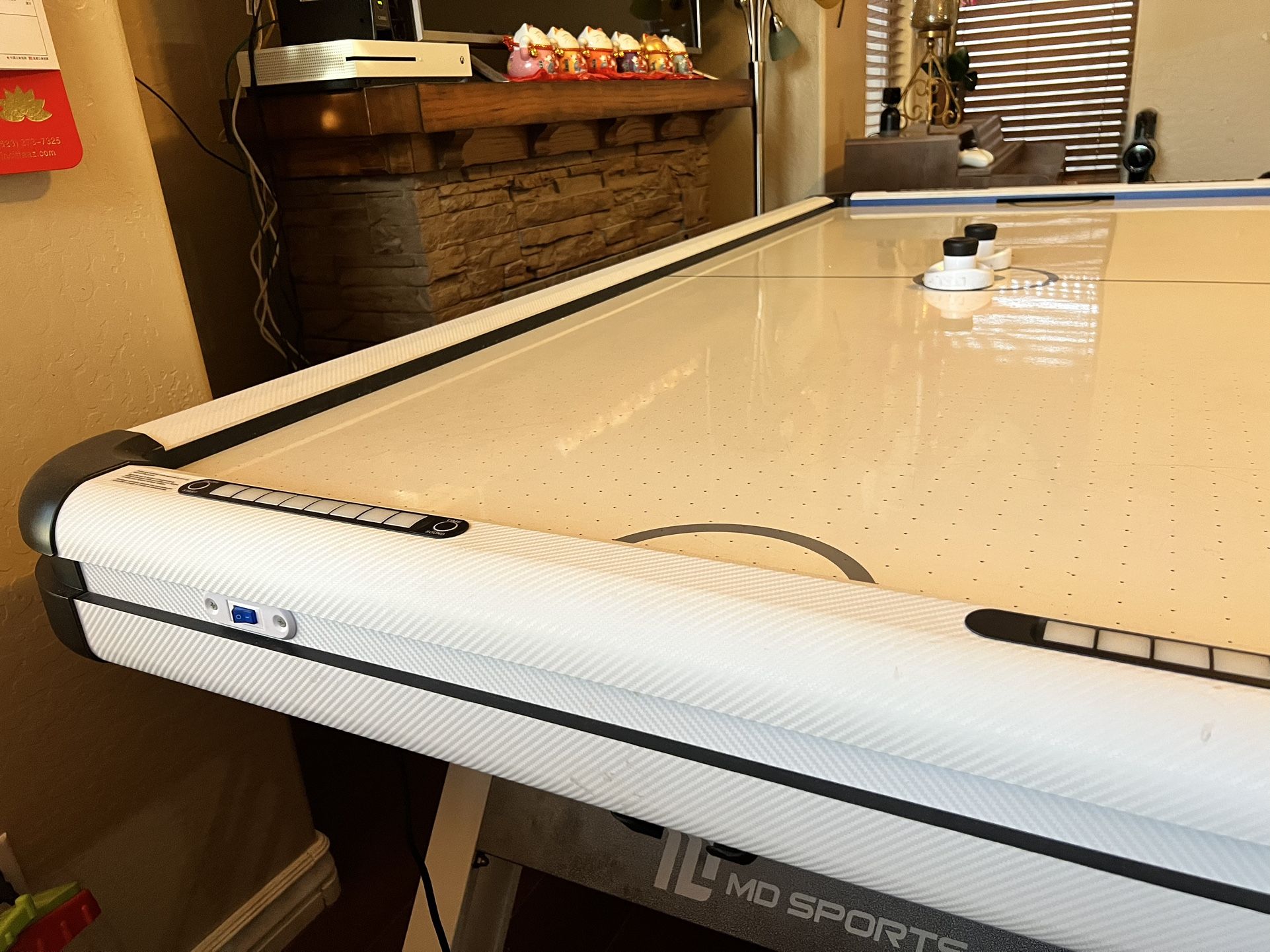 Air Hockey Table