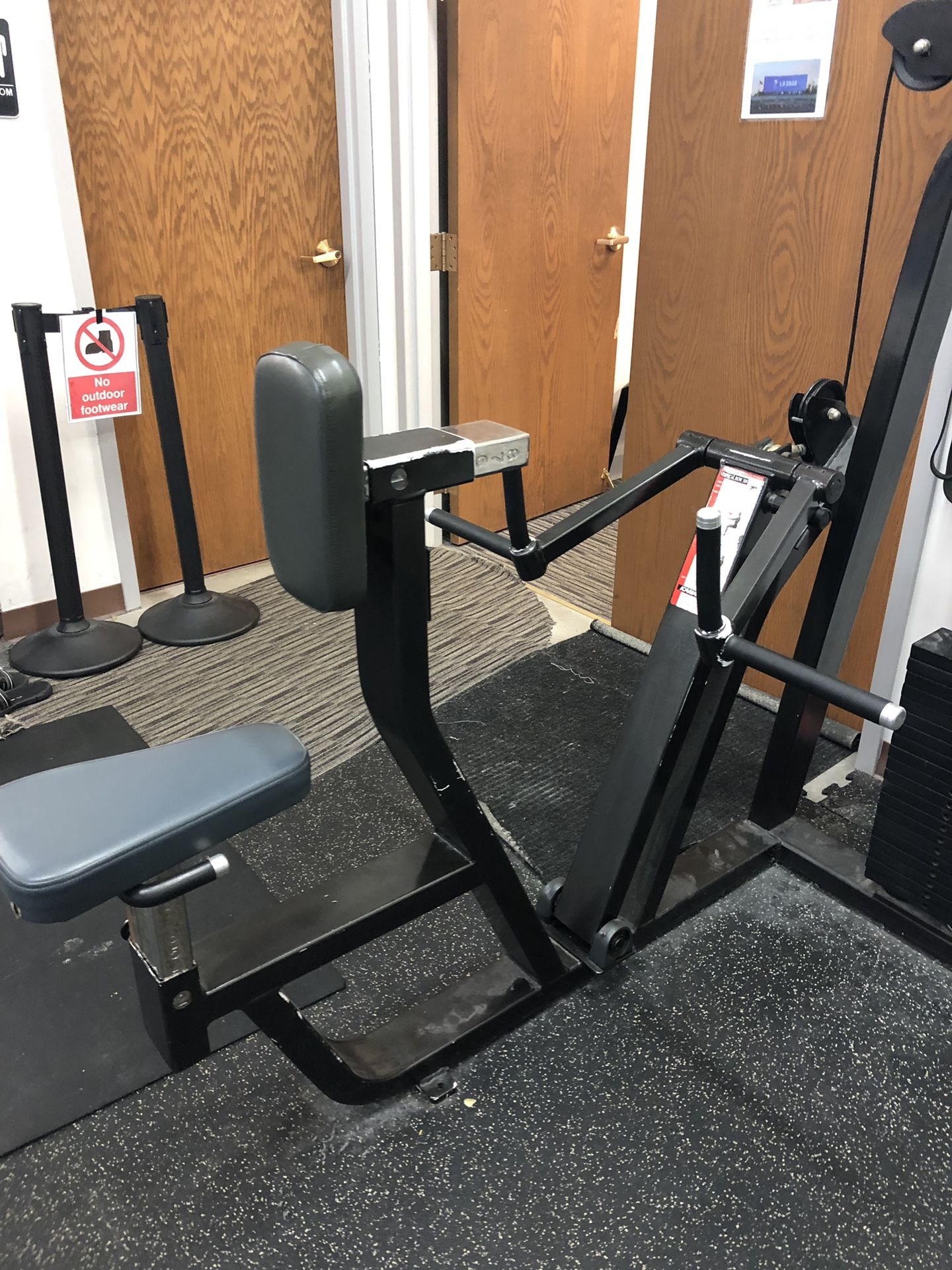 Back row strength equipment