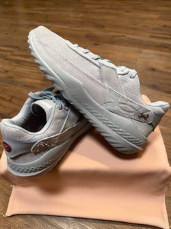 UA Harper 10 “Pro” Turf”Men's Baseball Cleats (Size: 12)