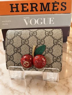Gucci GG Supreme Crystal Cherry Wallet 213420