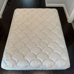 Queen Mattress (Firm) - Sealy Posturepedic Sincerity Plush - Good Condition