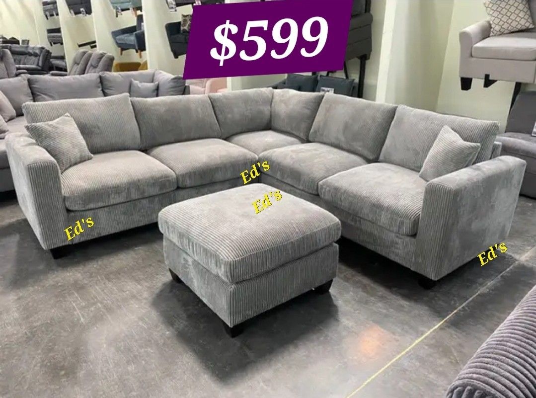 BRAND NEW 4PCS SECTIONAL SOFA SET WITH OTTOMAN AND ACCENT PILLOW INCLUDED $499