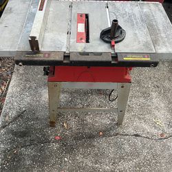 10” Table Saw Works Great With Extensions