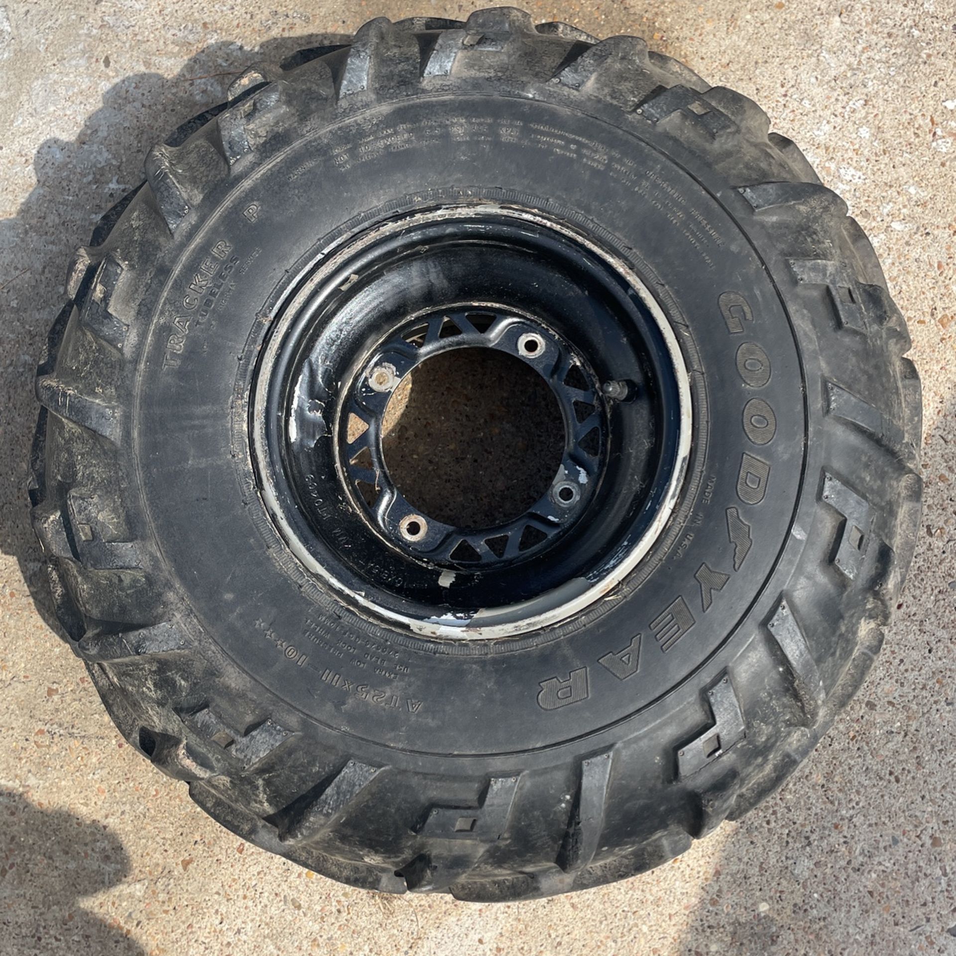 2 Rear Polaris 2001 Good Year Tracker Tire