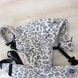 Artipoppe Baby Carrier