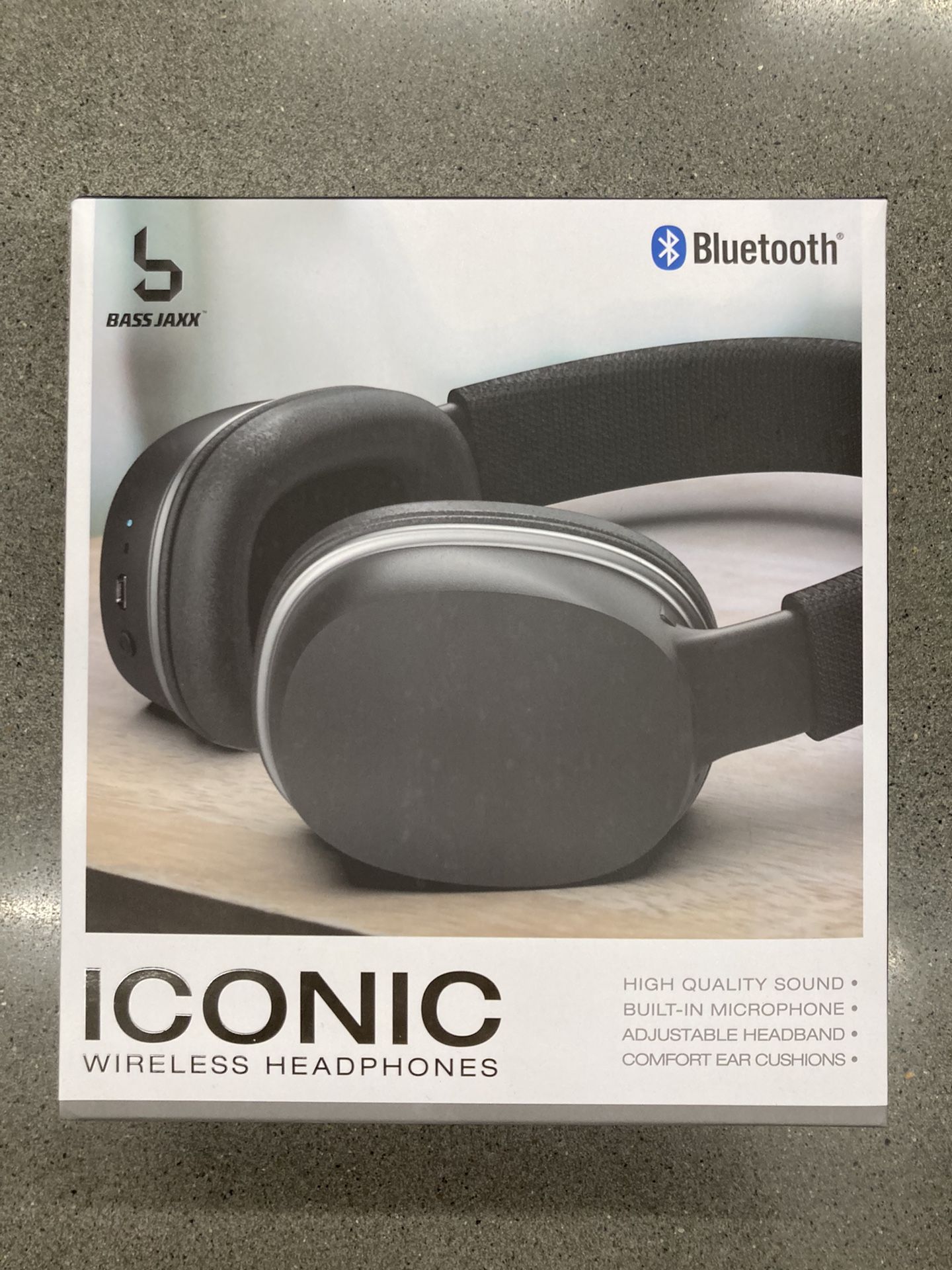 NWT Bluetooth Wireless Headphones
