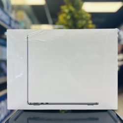 MacBook Air M2 Chip  (Brand New)