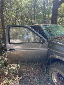 1989 Nissan Pickup