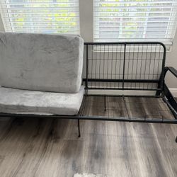 Futon Bed & Couch 