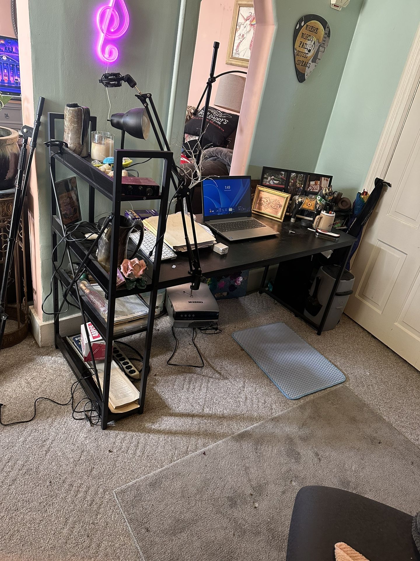 63 In 3 Shelf Desk