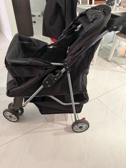 Dog stroller