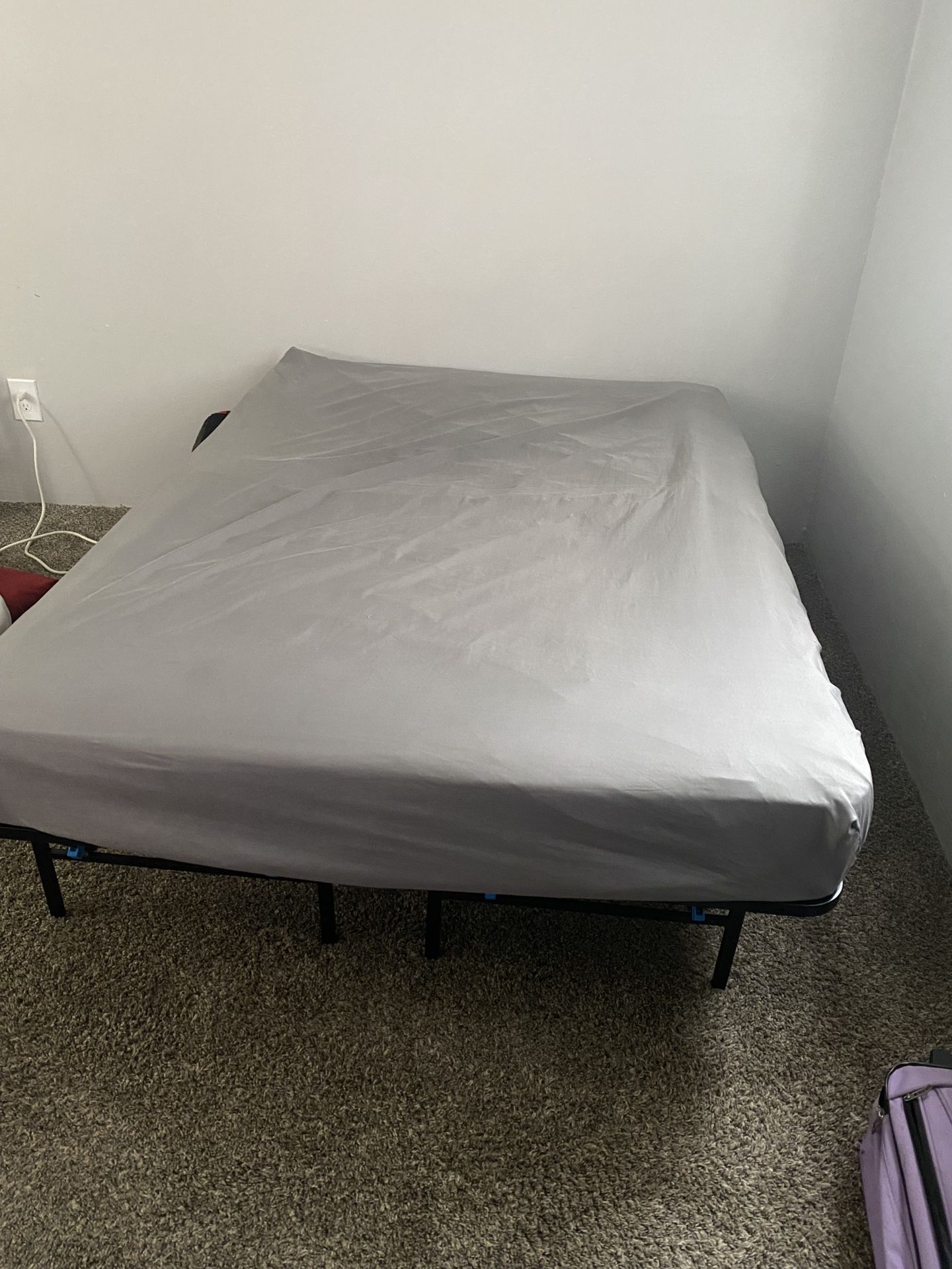 Full Size New Bed