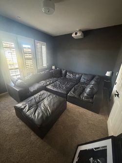 Large Black Leather Modular Sectional Sofa + 2 Ottomans
