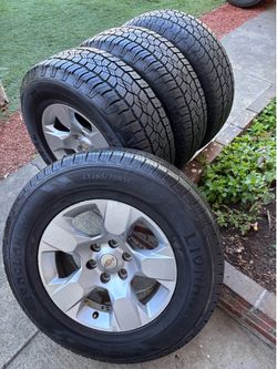 Chevy Silverado Tahoe rims tires 275/70/18