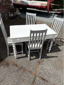 Barley twist table and 4 chairs