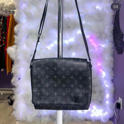 Louis Vuitton Messenger Eclipse 