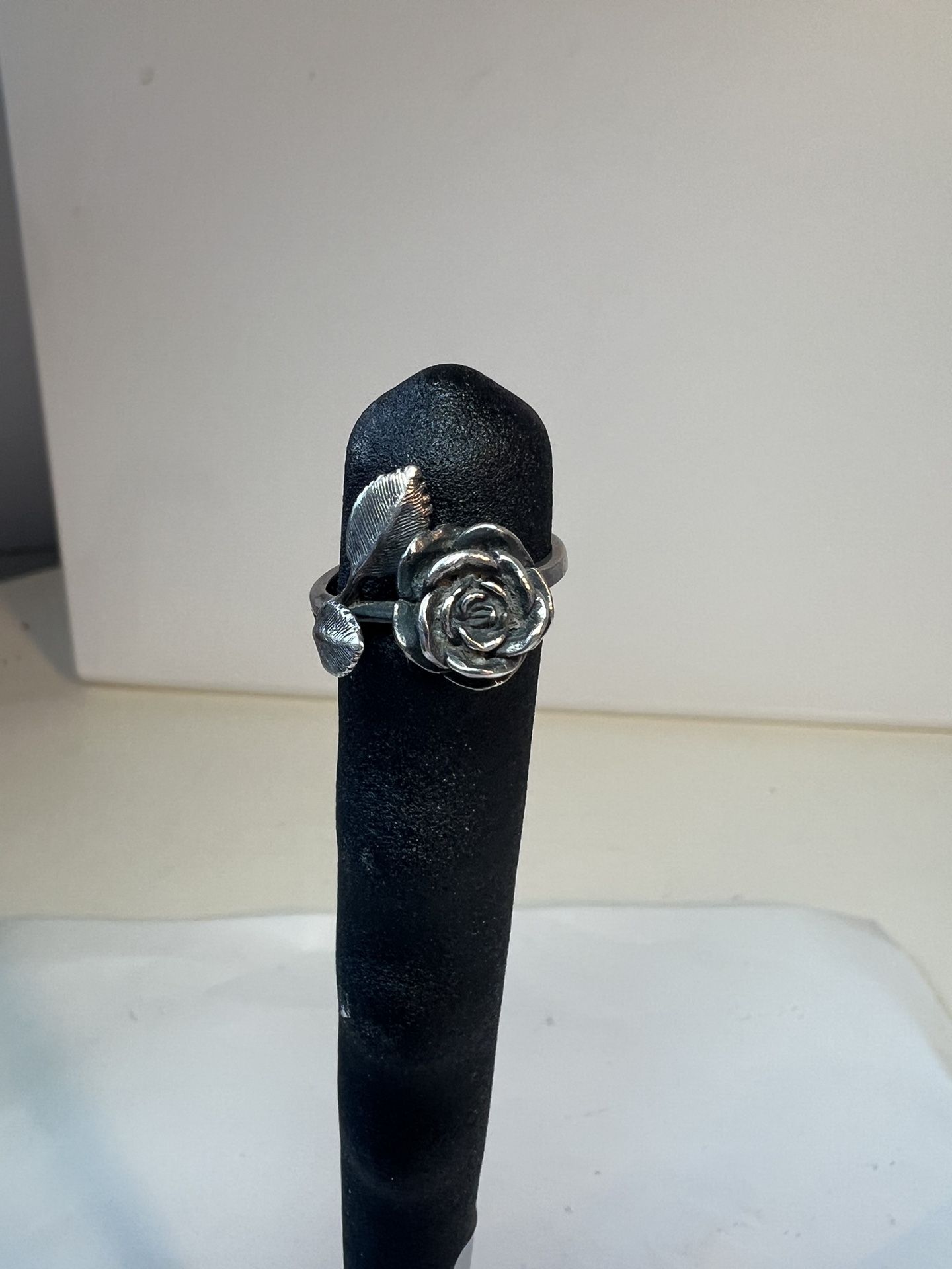Vintage Marked James Avery Rose Ring Size 7 Sterling